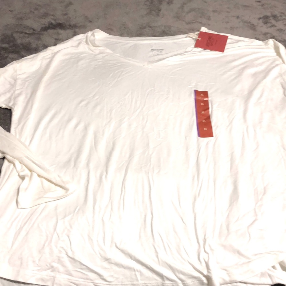NWT Mossimo long sleeve v neck white top, size XL